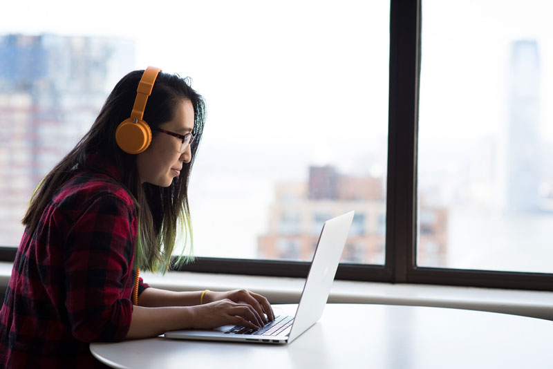 Young queer girl doing online therapy
